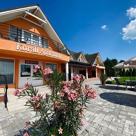 Korall Apartman บาลาตอนฟุซเฟอ ภายนอก รูปภาพ