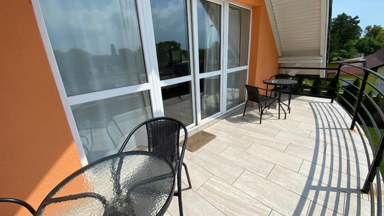 Korall Apartman บาลาตอนฟุซเฟอ ภายนอก รูปภาพ