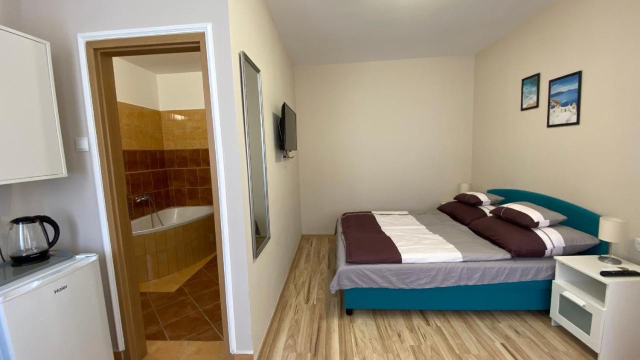 Korall Apartman บาลาตอนฟุซเฟอ ภายนอก รูปภาพ